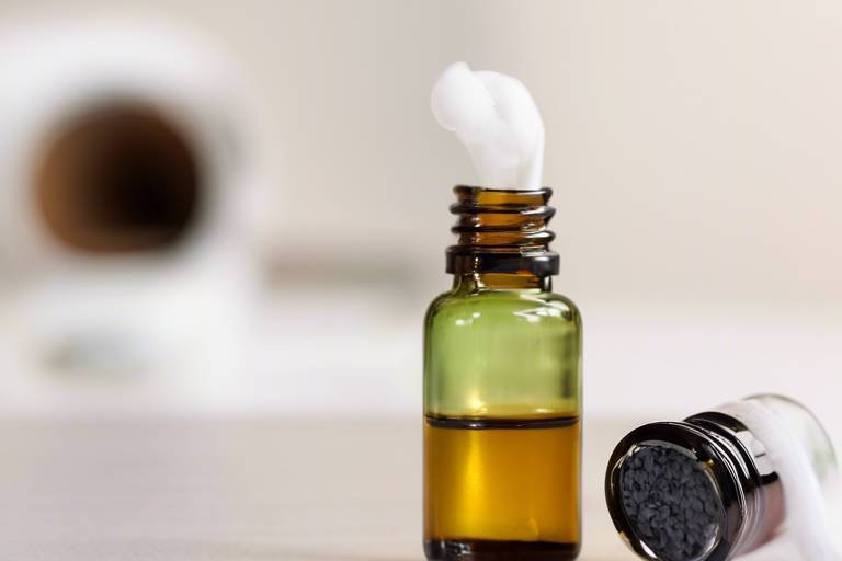 How to Make Your Own Essential Oil Diffuser